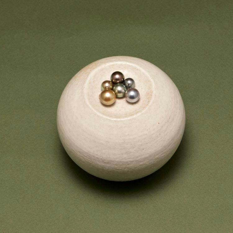 Ceramic candle holder or incense holder